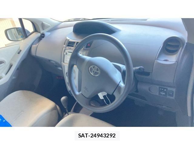 Toyota VITZ 2010-07 7226697-9