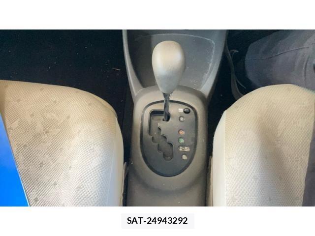 Toyota VITZ 2010-07 7226697-13