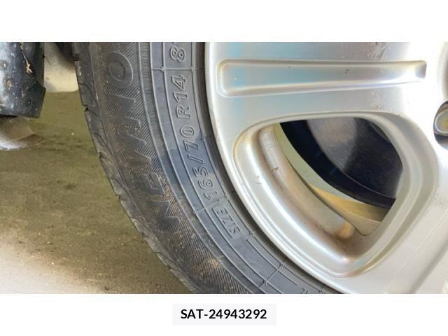 Toyota VITZ 2010-07 7226697-3