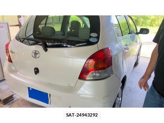 Toyota VITZ 2010-07 7226697-4