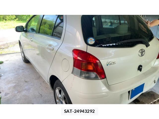 Toyota VITZ 2010-07 7226697-5