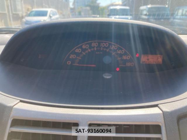 Toyota VITZ 2007-12 7226687-20