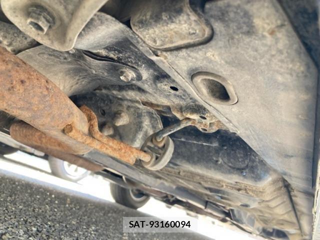 Toyota VITZ 2007-12 7226687-7