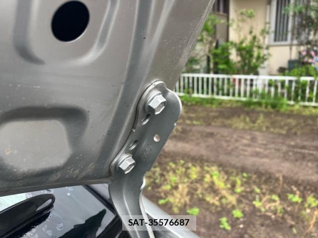 Toyota VITZ 2013-07 7226714-11