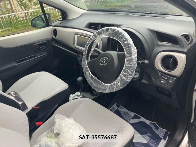 Toyota VITZ 2013-07 7226714-12