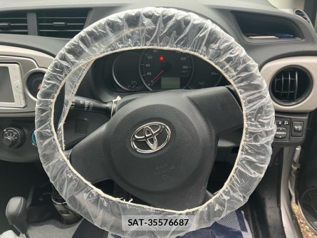 Toyota VITZ 2013-07 7226714-15