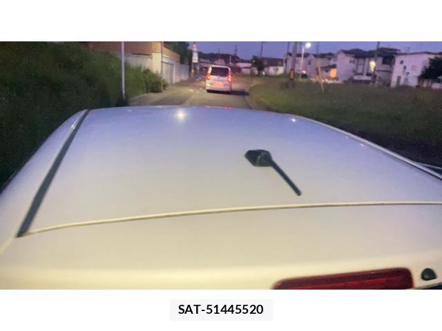 Toyota VITZ 2011-06 7226707-21