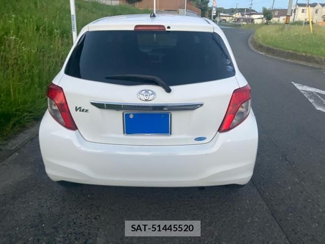 Toyota VITZ 2011-06 7226707-1