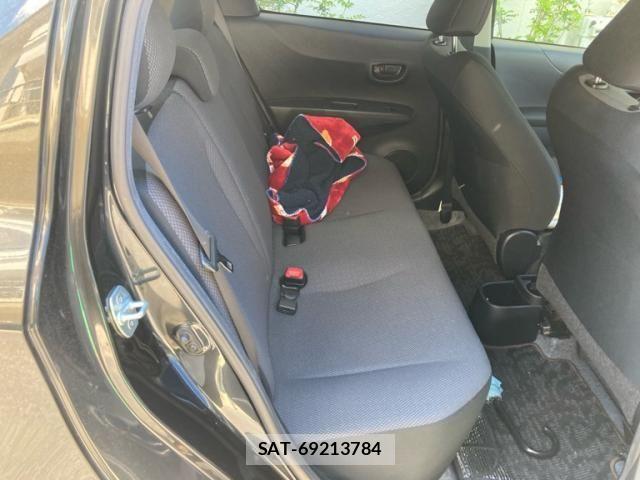 Toyota VITZ 2013-09 7226717-11
