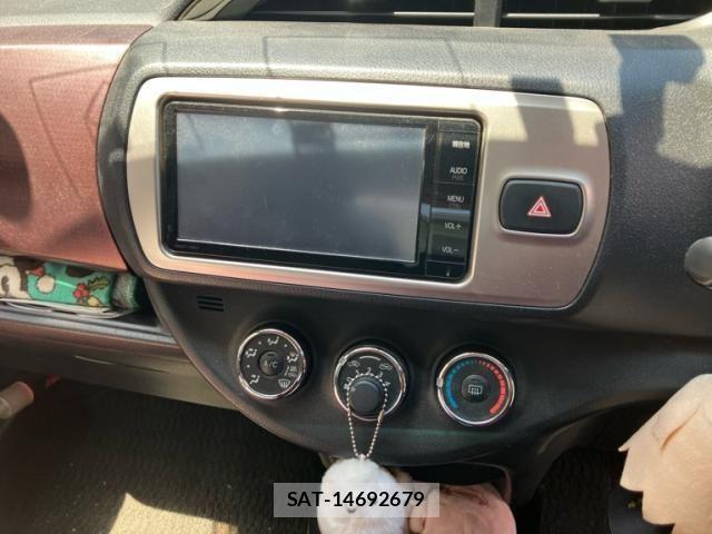 Toyota VITZ 2014-09 7226722-12