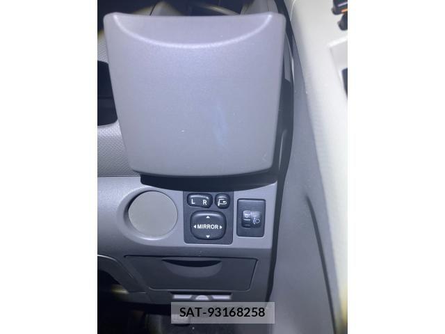 Toyota VITZ 2010-10 7226695-14