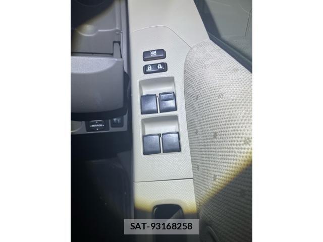 Toyota VITZ 2010-10 7226695-17