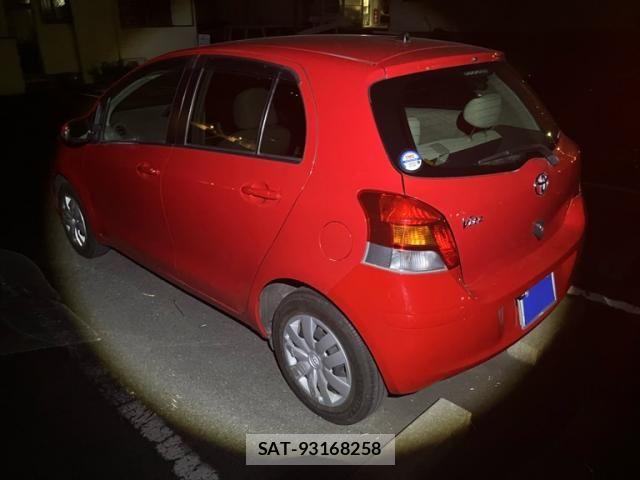 Toyota VITZ 2010-10 7226695-1