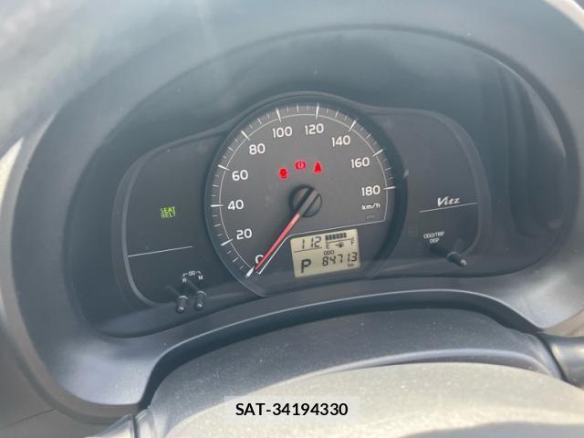 Toyota VITZ 2011-02 7226699-20