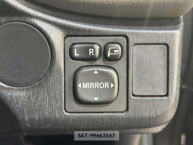 Toyota VITZ 2011-08 7226710-12