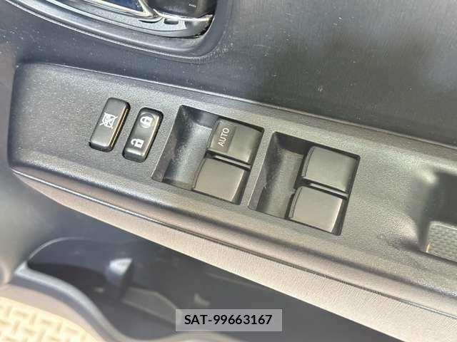 Toyota VITZ 2011-08 7226710-13