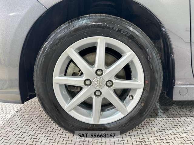 Toyota VITZ 2011-08 7226710-27