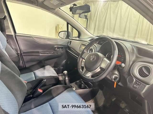 Toyota VITZ 2011-08 7226710-8