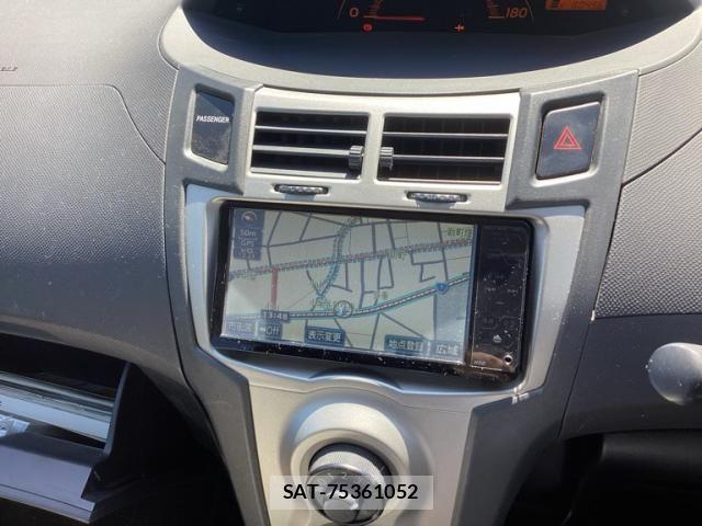Toyota VITZ 2008-10 7226686-10