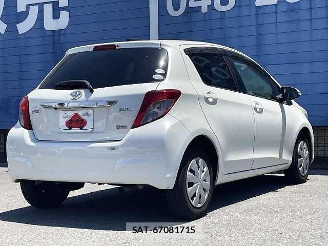 Toyota VITZ 2012-01 7226709-2