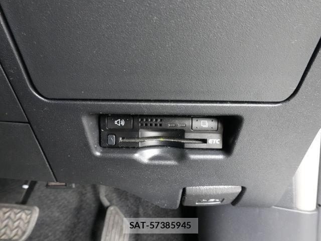 Toyota VITZ 2010-12 7226696-13