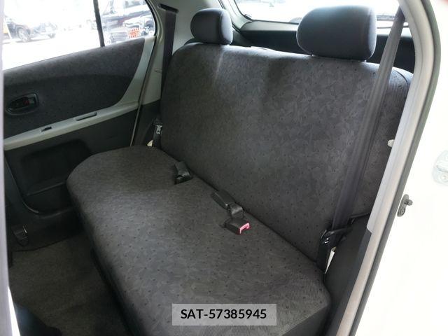 Toyota VITZ 2010-12 7226696-25