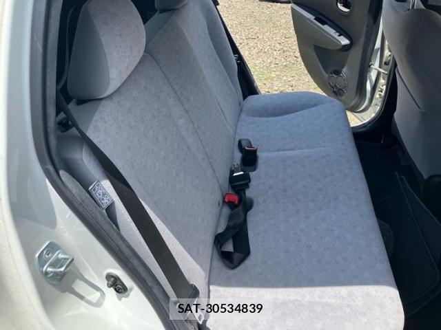 Toyota VITZ 2011-06 7226708-8