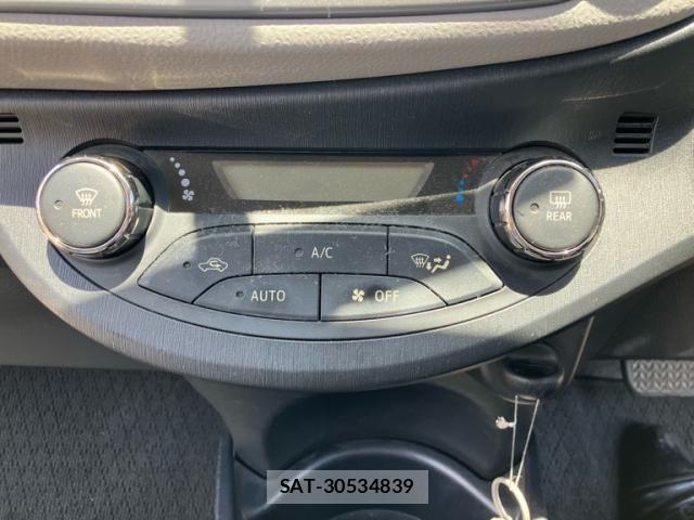 Toyota VITZ 2011-06 7226708-10