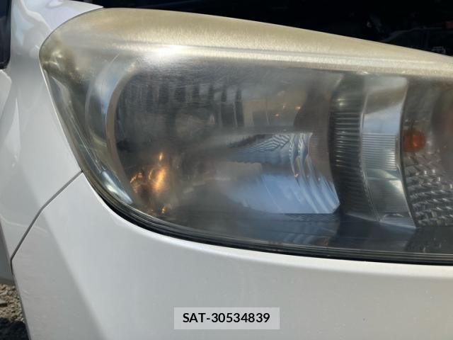 Toyota VITZ 2011-06 7226708-19