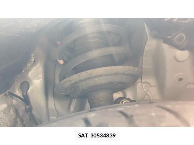 Toyota VITZ 2011-06 7226708-24