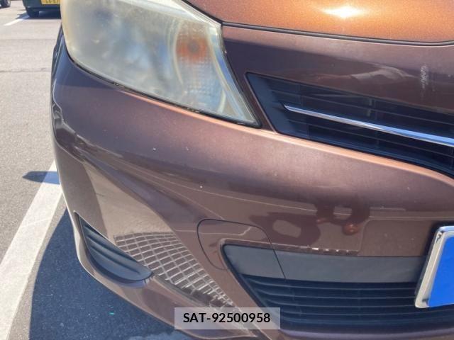 Toyota VITZ 2011-09 7226711-1