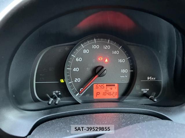 Toyota VITZ 2011-09 7226712-17