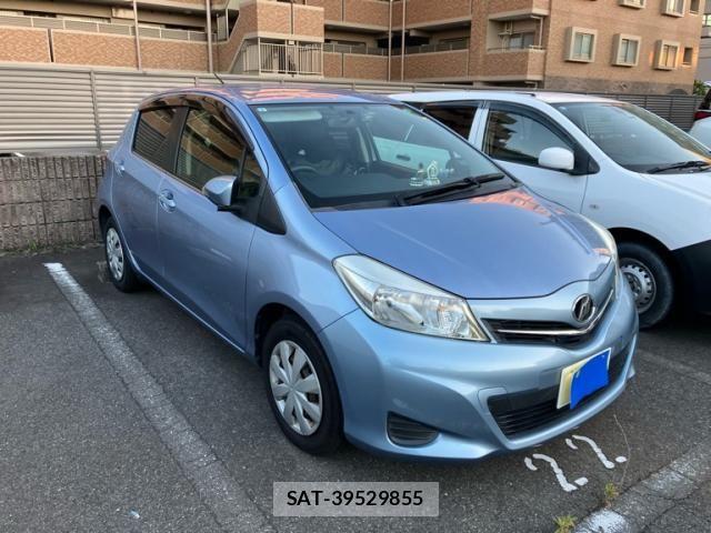 Toyota VITZ 2011-09 7226712-1