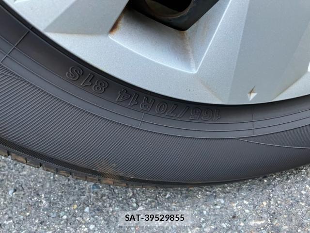 Toyota VITZ 2011-09 7226712-6