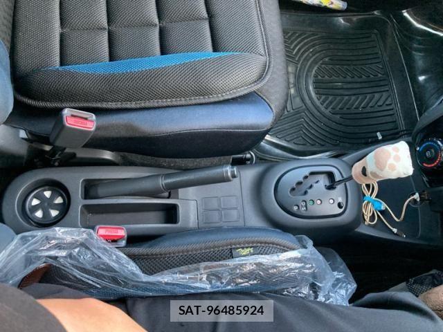 Toyota VITZ 2005-06 7252738-24