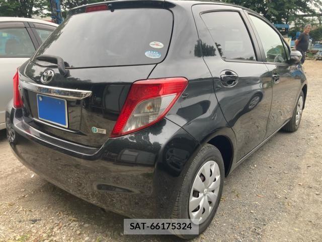Toyota VITZ 2012-01 7252739-4