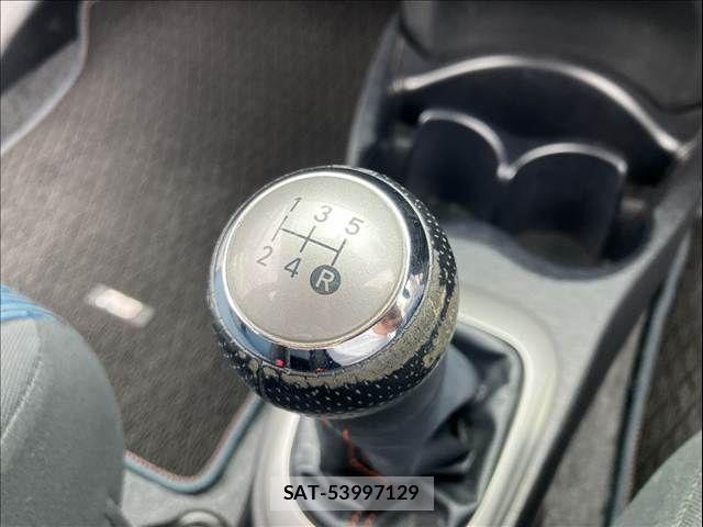 Toyota VITZ 2014-01 7273217-9