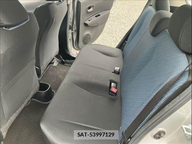 Toyota VITZ 2014-01 7273217-13