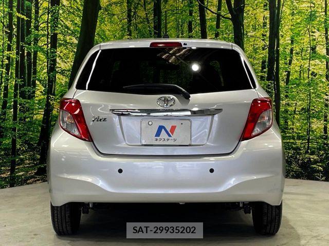 Toyota VITZ 2012-03 7273221-12