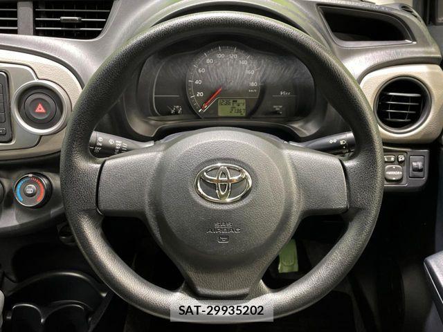 Toyota VITZ 2012-03 7273221-16
