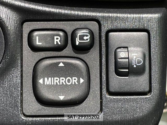 Toyota VITZ 2012-03 7273221-2