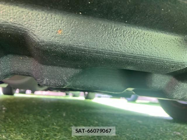 Toyota VITZ 2006-04 7273219-3