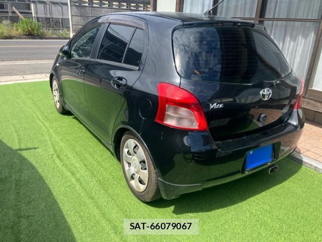 Toyota VITZ 2006-04 7273219-6