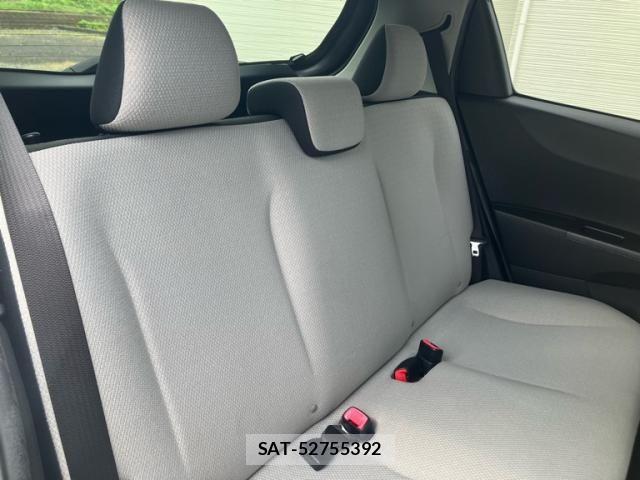 Toyota VITZ 2013-09 7273220-9