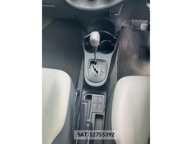 Toyota VITZ 2013-09 7273220-17