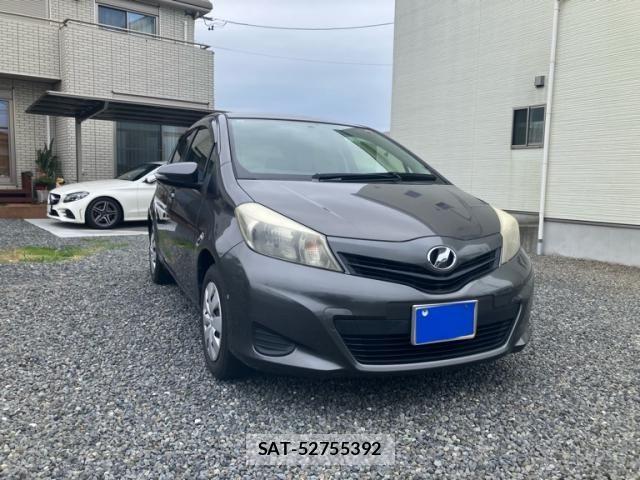 Toyota VITZ 2013-09 7273220-1