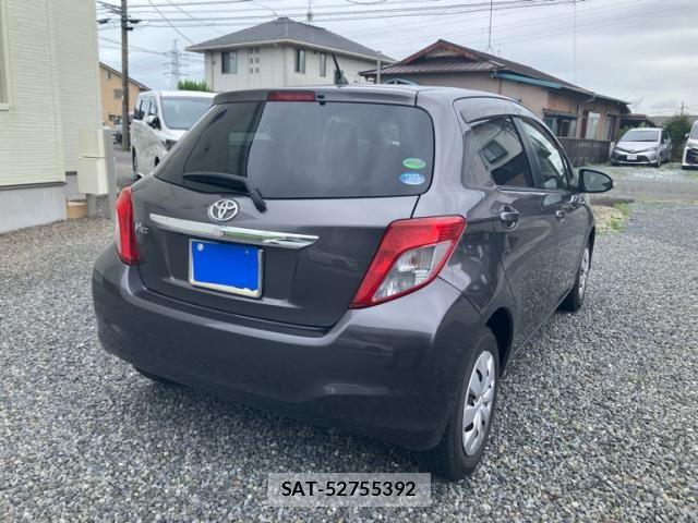Toyota VITZ 2013-09 7273220-4