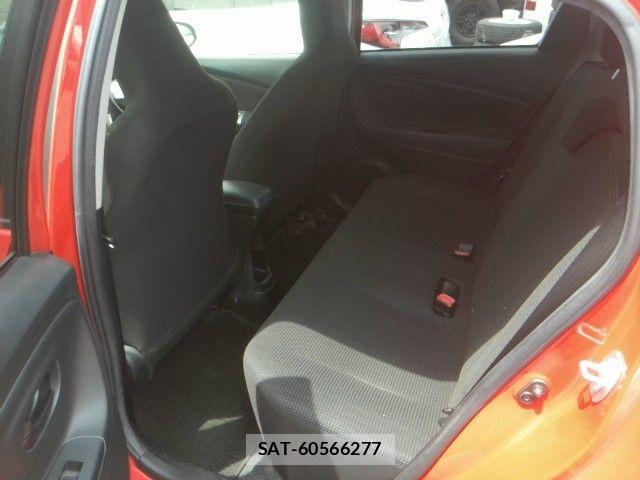 Toyota VITZ 2014-09 7330953-7