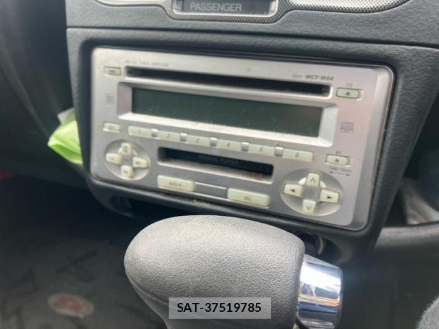 Toyota VITZ 2003-04 7330957-16