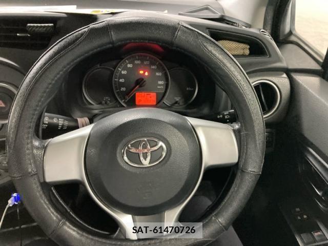 Toyota VITZ 2013-11 7330959-19